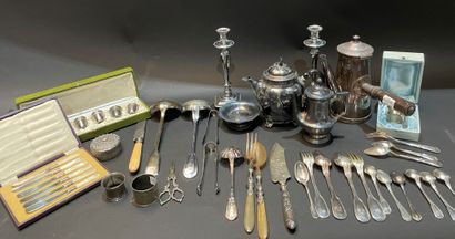 Lot of silver plated metal including: pourers,...