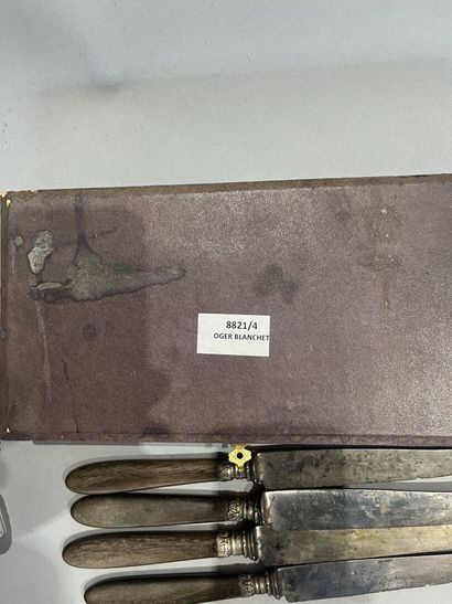 Lot of silver plated cutlery, knives with...