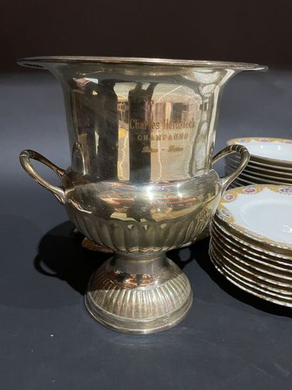 Limoges porcelain dinner service decorated...