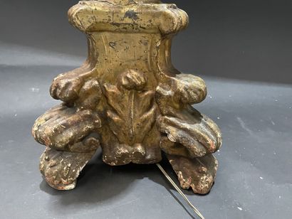 Candelabra in scupted and gilded wood
H :...