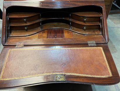 Mahogany scriban chest of drawers, opening...