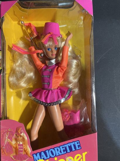 Set of six Mattel Barbie dolls: five Skipper...