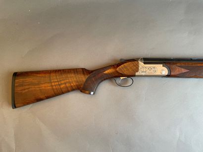 Vouzelaud superimposed rifle caliber 12/70...