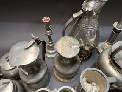Important lot of pewter : dishes, bowls,...