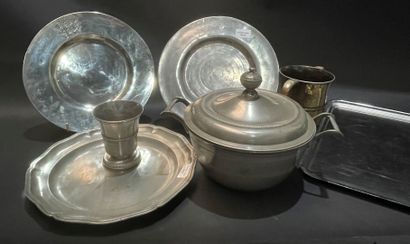 Set of pewter: dishes, kettle, tureen.