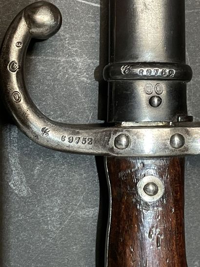 Set of 4 bayonets
63 and 66 cm