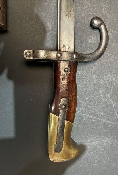Set of 4 bayonets
63 and 66 cm