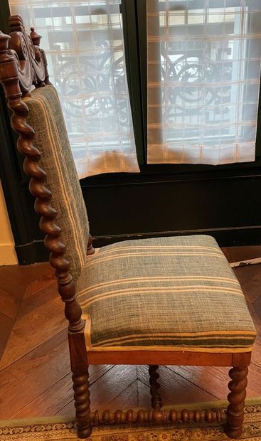 Low chair with high back, the amounts and...