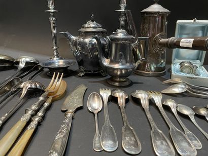 Lot of silver plated metal including: pourers,...