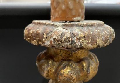 Candelabra in scupted and gilded wood
H :...