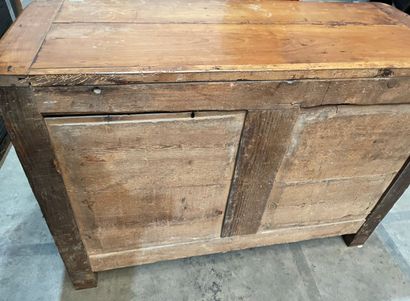 Walnut chest of drawers with curved front...