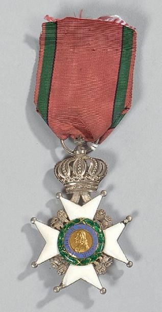 Croix de chevalier de l'ordre ducal de la...