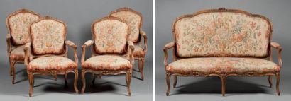Mobilier de salon en bois naturel sculpté...