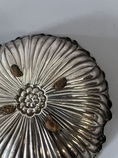 Gianmaria BUCCELLATI 
Silver flower-shaped...