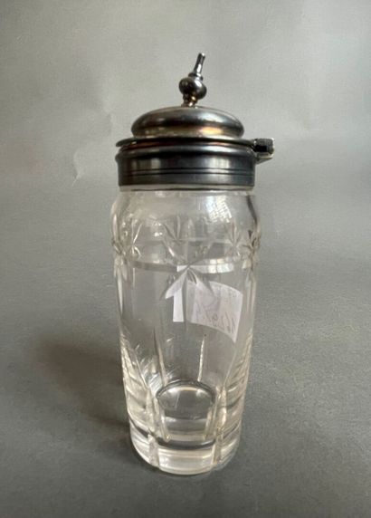 Mustard pot in cut glass with star motifs,...