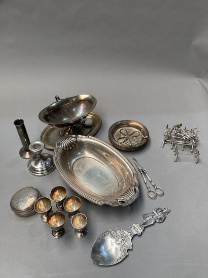 Large rectangular silver-plated bronze dish...