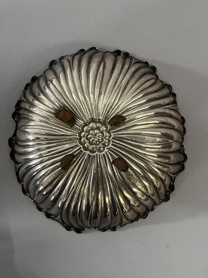 Gianmaria BUCCELLATI 
Silver flower-shaped...
