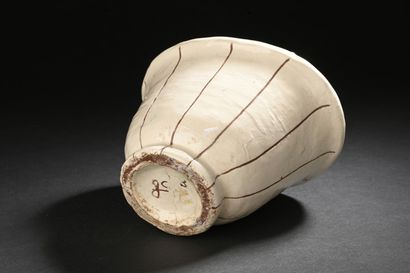Guidette CARBONELL (1910-2008)
Small earthenware...