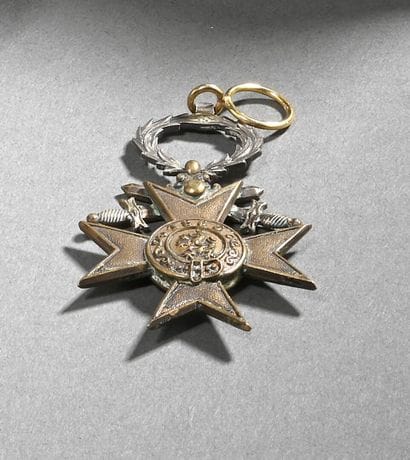 Bavière. Croix du mérite militaire - Militär-Verdienstkreuz
Bronze...
