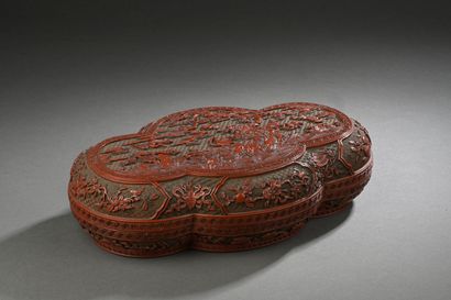 CHINE - XVIIIe/XIXe siècle
Boite de forme...