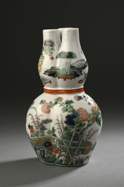 CHINE - Début XXe siècle
Triple vase double...