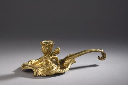 Henry DASSON (1825-1896) 
Bougeoir en bronze...