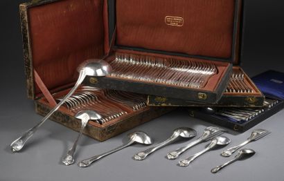 Partie de ménagère en argent, le manche de...
