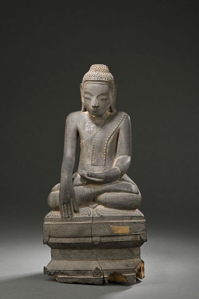 BIRMANIE - Vers 1900
Statuette de bouddha...