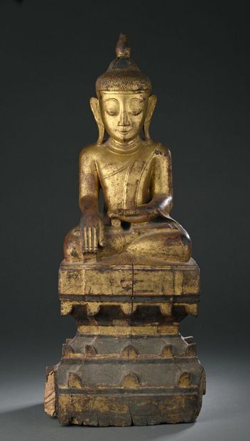BIRMANIE - Vers 1900
Statuette de bouddha...