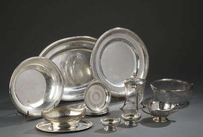 Ensemble de plats et pièces de service en...