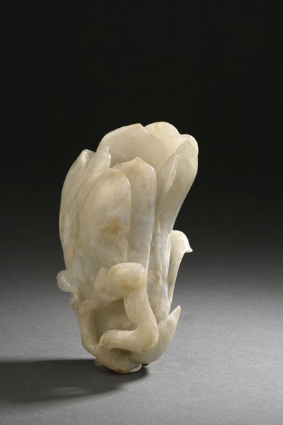 CHINE - Début XXe siècle
Vase en forme de...