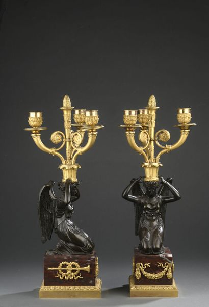 Paire de candélabres à trois lumières en...