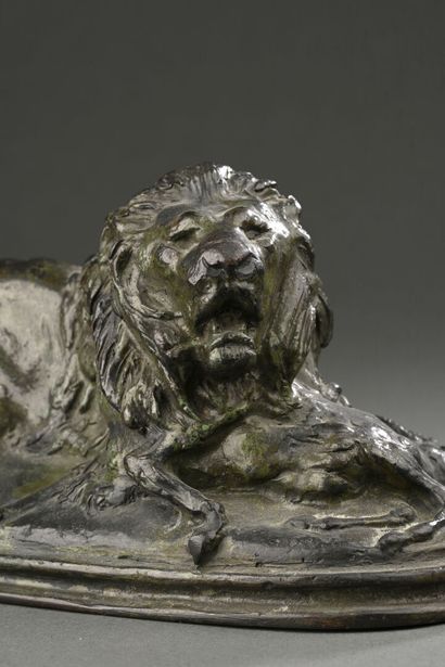 Antoine Louis BARYE (1795-1875). 
Lion tenant...