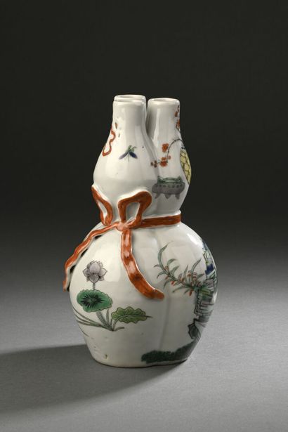 CHINE - Début XXe siècle
Triple vase double...