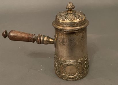 Chocolatière marabout en vermeil à riche...