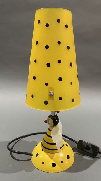 Yves BLAYO
Lampe abeille en PV et bois
H...