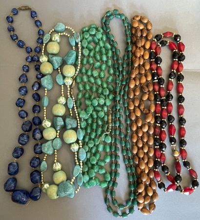Lot de colliers fantaisie