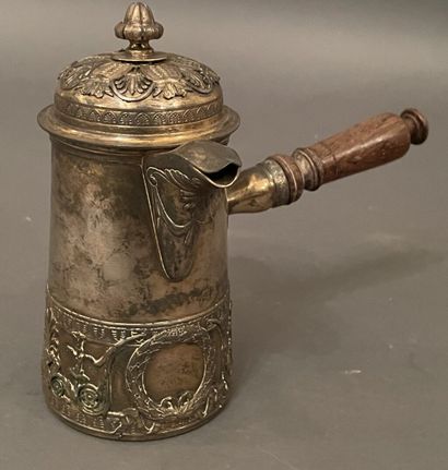 Chocolatière marabout en vermeil à riche...