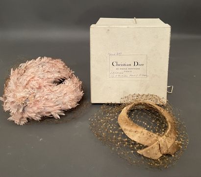 Christian DIOR COLIFICHETS
Bibi en satin...