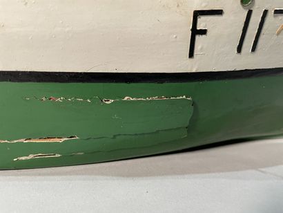 Lot de deux maquettes de bateaux :

Maquette...