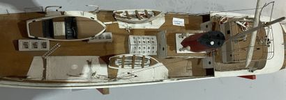Lot de deux maquettes de bateaux :

Maquette...