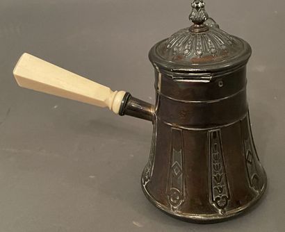 Cafetière égoïste marabout de forme tronconique...