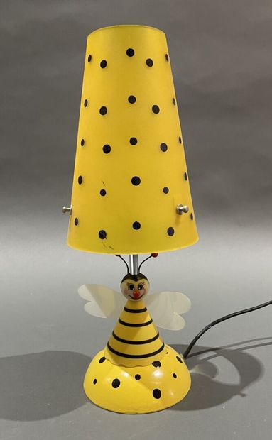Yves BLAYO
Lampe abeille en PV et bois
H...