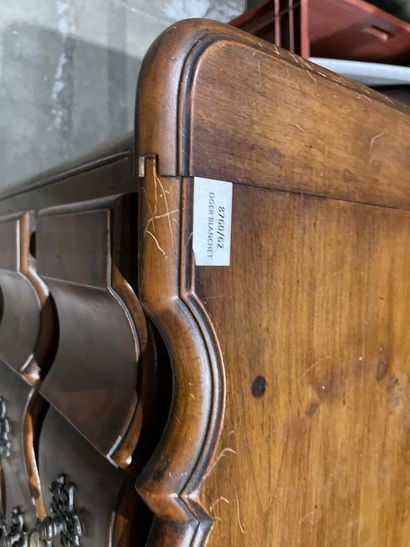 Stained wood chest of drawers, crossbow front,...