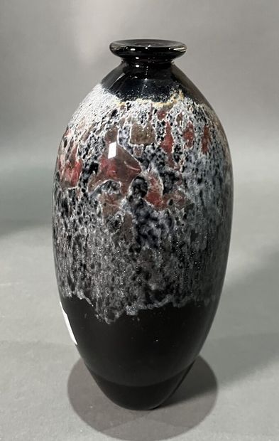 Claude MONOD (1944-1990)
Glass ovoid vase...