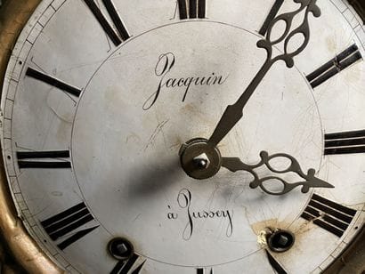 Comtoise clock movement with country-style...