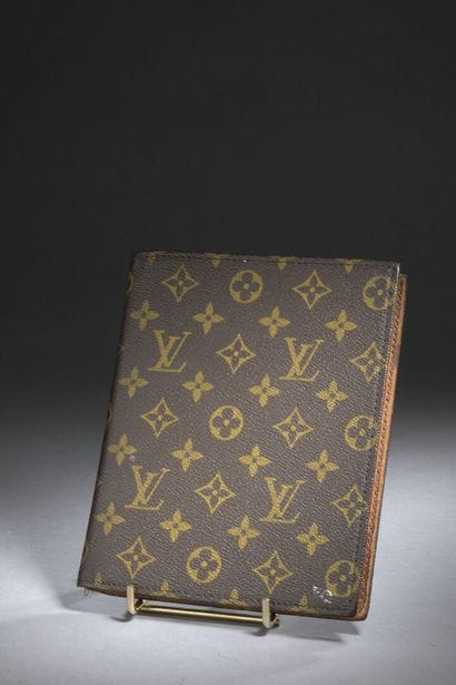 LOUIS VUITTON
Monogram canvas and leather...
