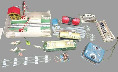 JEP electric train including level crossing,...