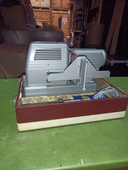 Batch of various measuring instruments including...