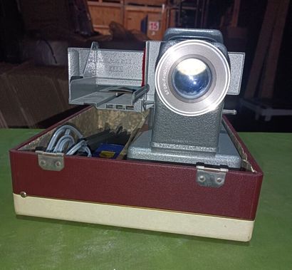 Batch of various measuring instruments including...